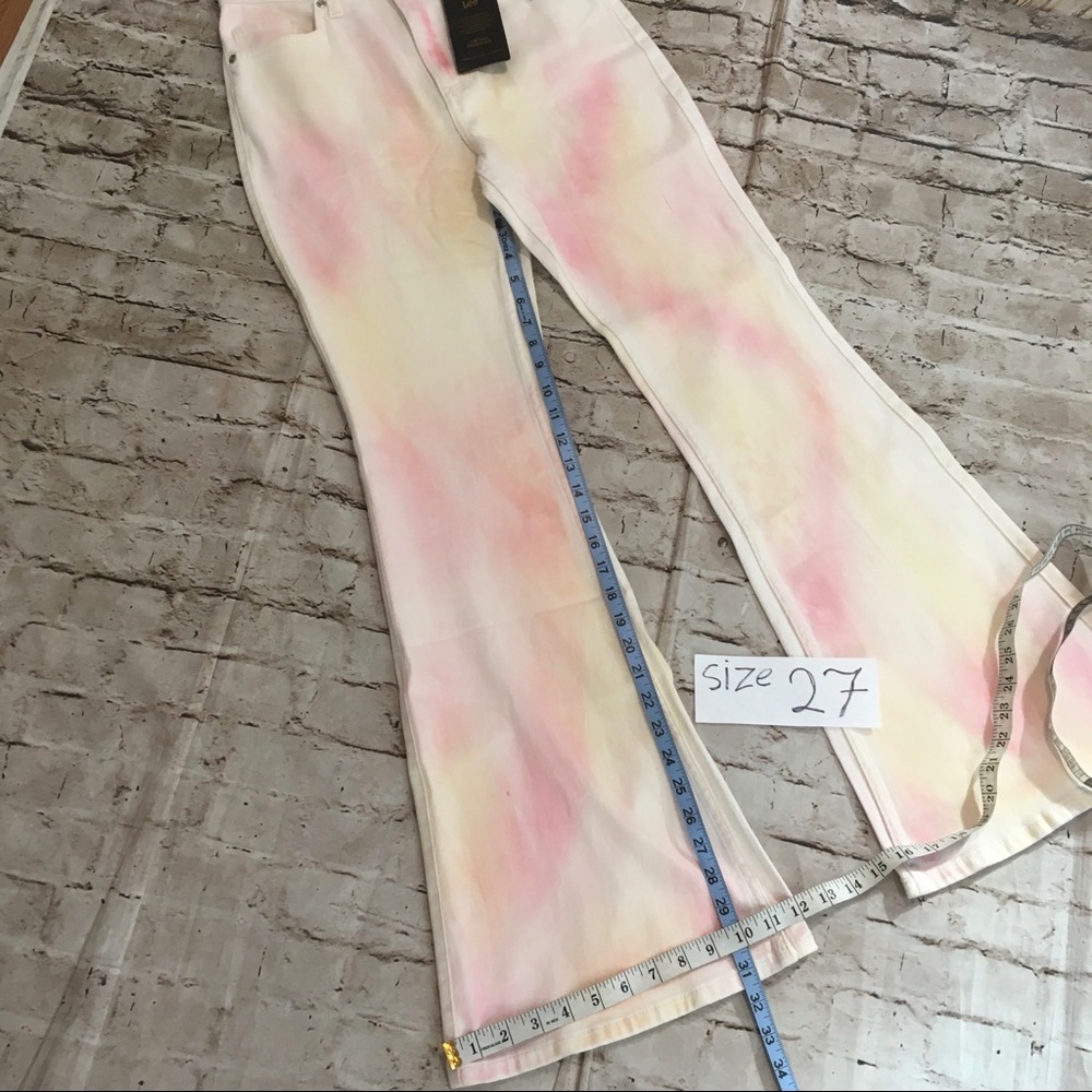 NWT LEE High Rise soft colors, Tie Dye bell bottom, Jean - Picture 10 of 14